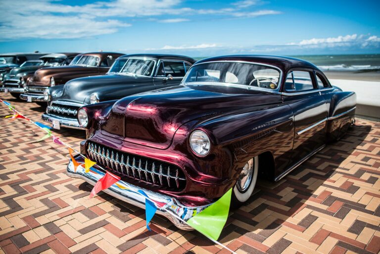 retrosurmer-wenduine-oldtimer-festival-retro-fifties-seaside-morganeball-2017.jpg